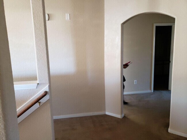 Building Photo - 15810 Sheldon Ridge Way