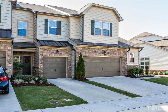 Building Photo - 268 Rubrum Dr