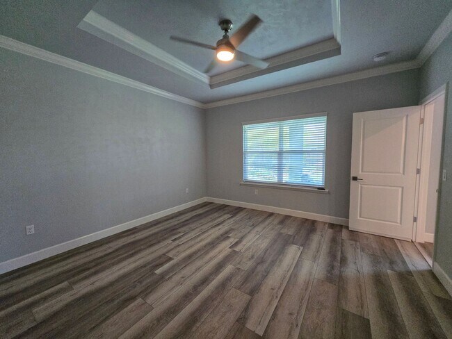 Building Photo - Beautiful 3-Bedroom, 2.5 Bath Home in Desi...