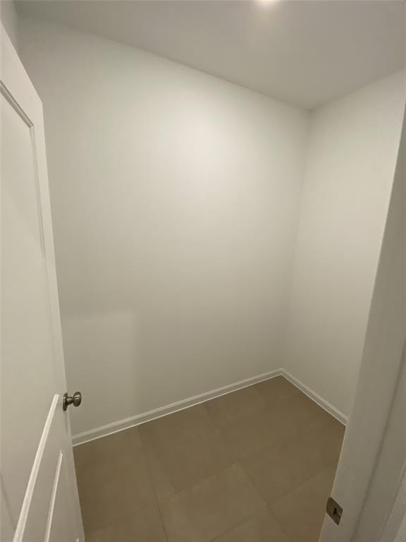 Building Photo - 654 Aspen Falls Ct