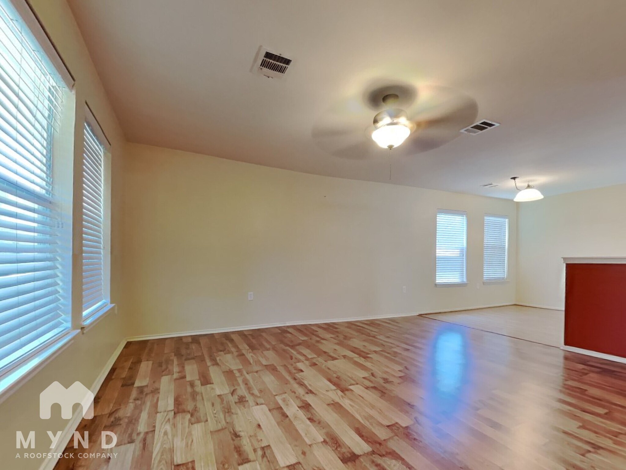 Building Photo - 18624 Great Falls Dr