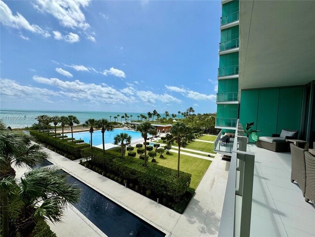 Building Photo - 350 Ocean Dr