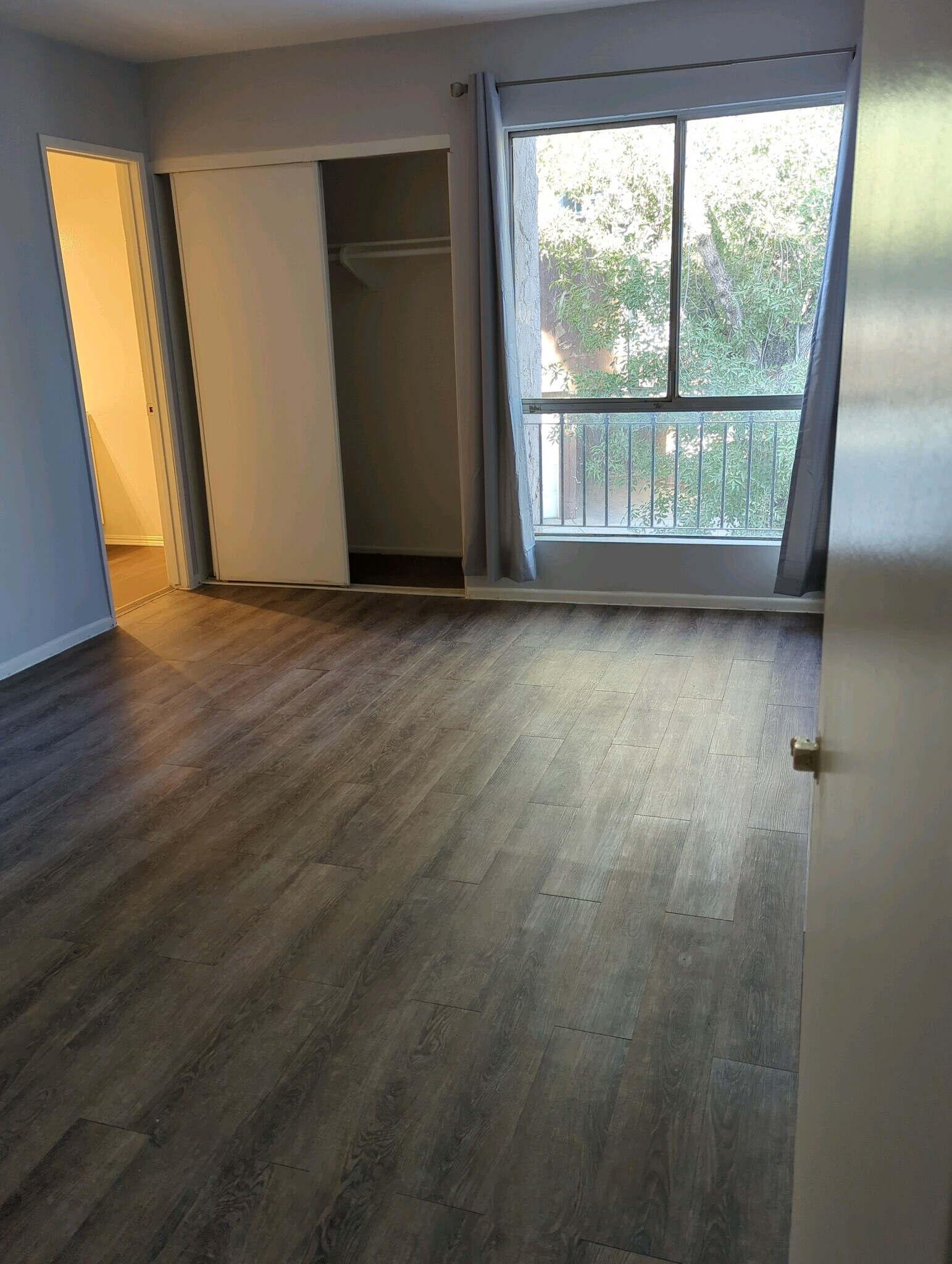 Building Photo - 2100 Pinon Springs Cir
