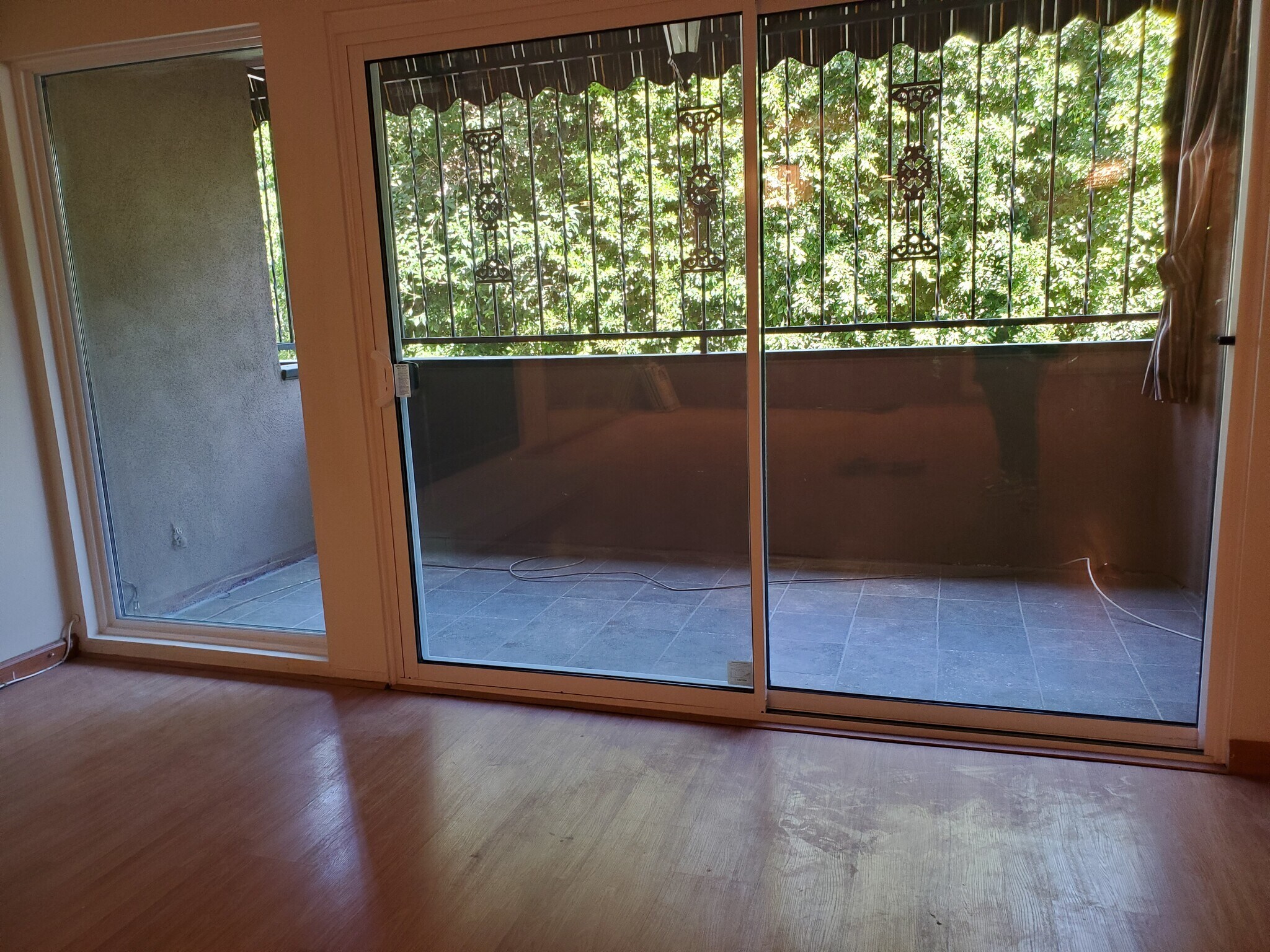 Building Photo - 4200 Laurel Canyon Blvd