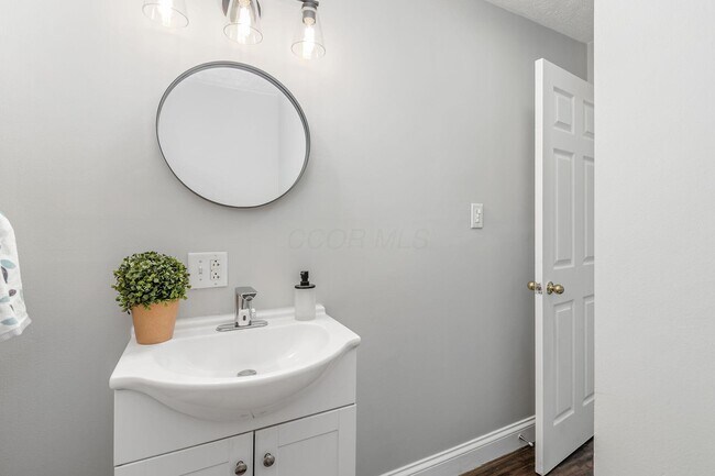 Building Photo - 4155 Dixie Ct