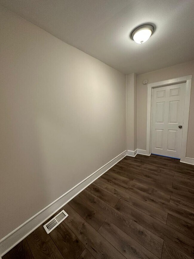 Building Photo - 4801 Cordelia Ave