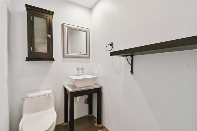 Building Photo - 217 N 12th St