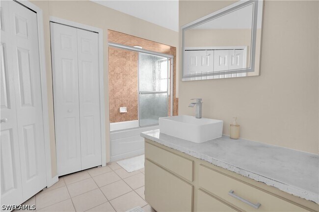 Building Photo - 3749 SW 1st Pl