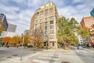 Building Photo - Beautiful 1 Bed- 1 Bath in Houston Place Lofts- Downtown Fort Worth- 76102