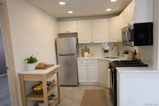 Building Photo - 1711 William St