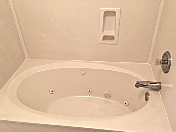 Building Photo - 114 Raindance Rd