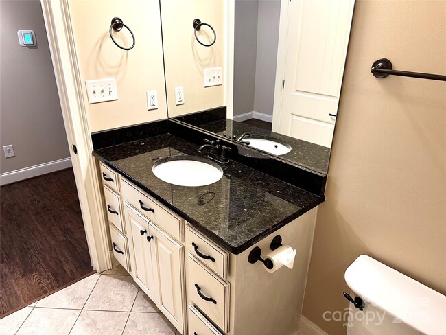 Building Photo - 4642 Gold Finch Drive