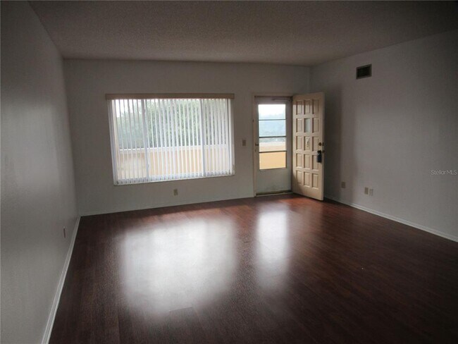 Building Photo - 2286 Norwegian Dr