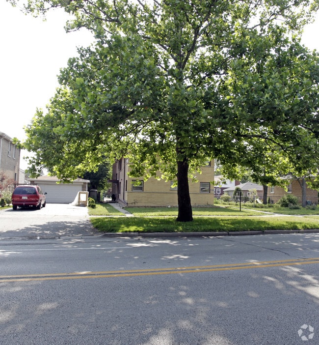 1791517917 Wentworth Ave 1791517917 Wentworth Ave Lansing IL 60438