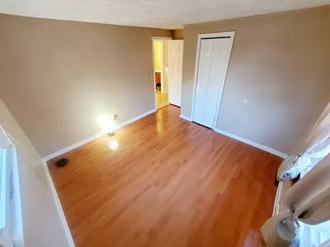 Building Photo - 7 Helena Ln