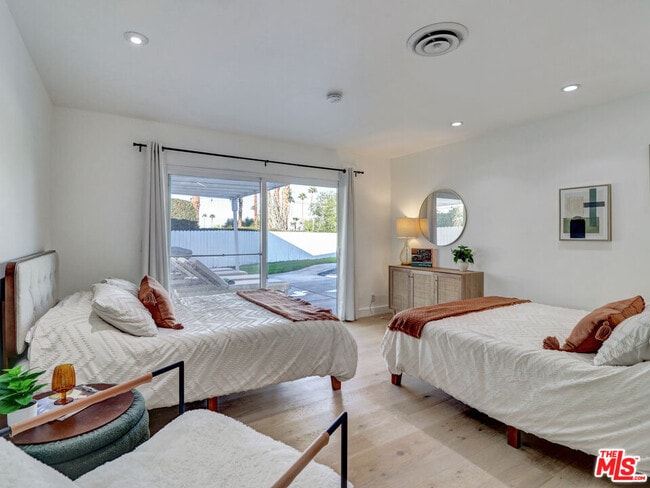 Building Photo - 39390 Marietta Cir