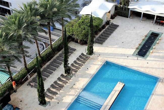 Building Photo - 50 Biscayne Blvd