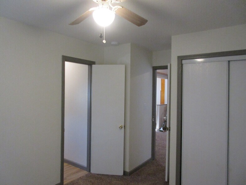 Building Photo - 3836 La Mesa Ave