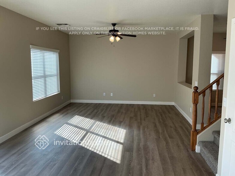 Building Photo - 8913 E Portobello Ave