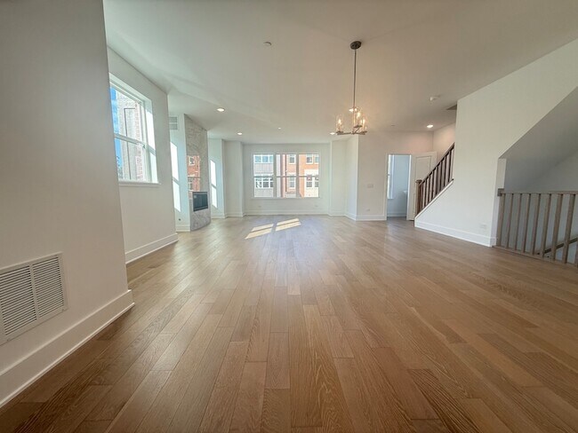 Building Photo - 1191 Gateway Ct