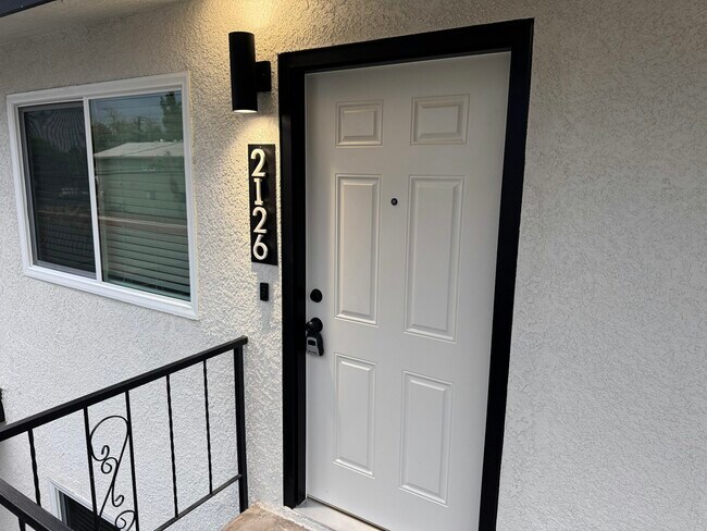 Building Photo - 2126 N Glenn Ave