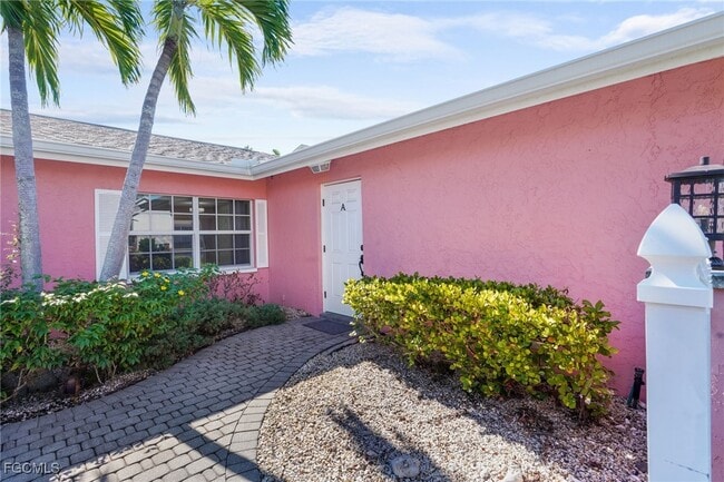 Building Photo - 517 SE 43rd St