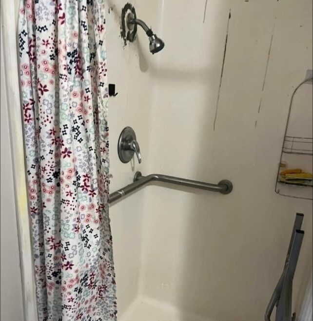 Building Photo - Lot 1