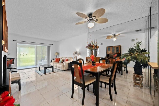 Building Photo - 455 Golden River Dr