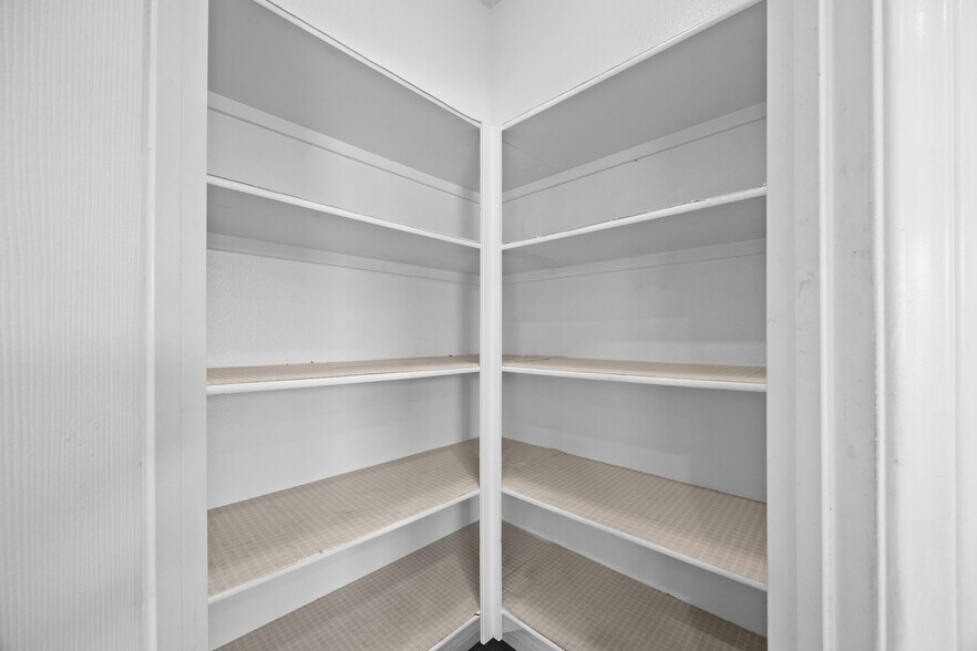 Building Photo - 38442 Wakefield Pl