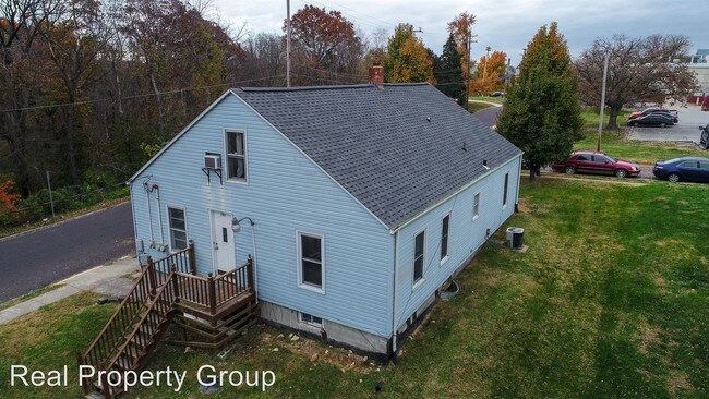 Building Photo - 1515 Bouchelle Ave