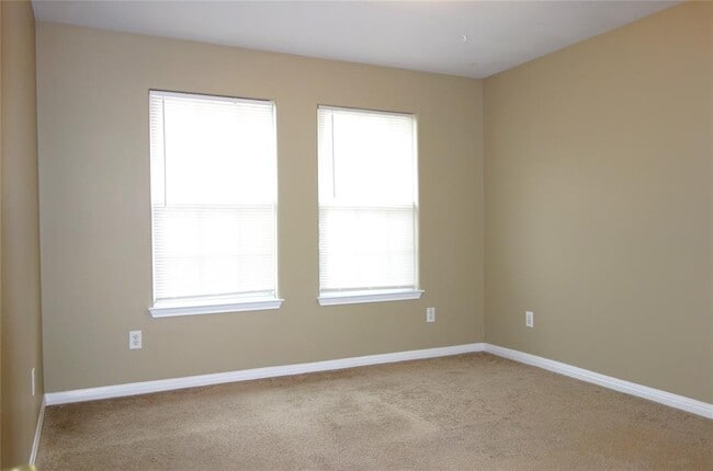 Building Photo - 6308 Perlita Dr