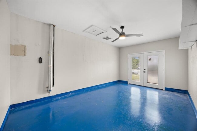 Building Photo - 5206 Emerald Forest Dr