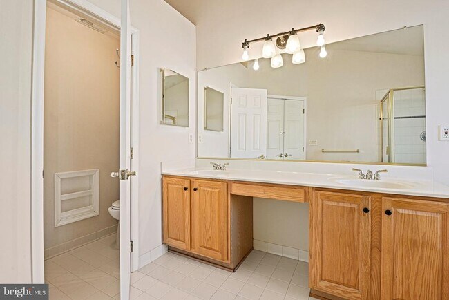 Building Photo - 2658 Logan Wood Dr