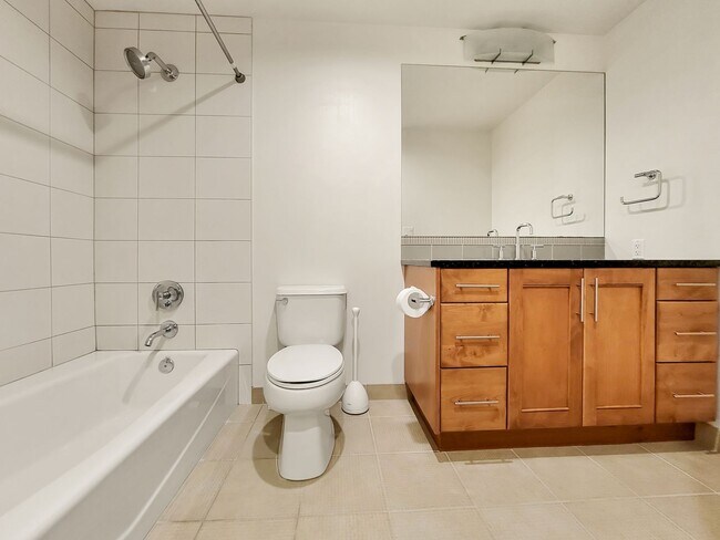 Building Photo - Open view from 8th Floor at Washington Squ...