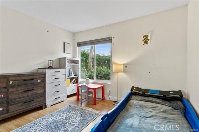 Building Photo - 196 S Donna Ct