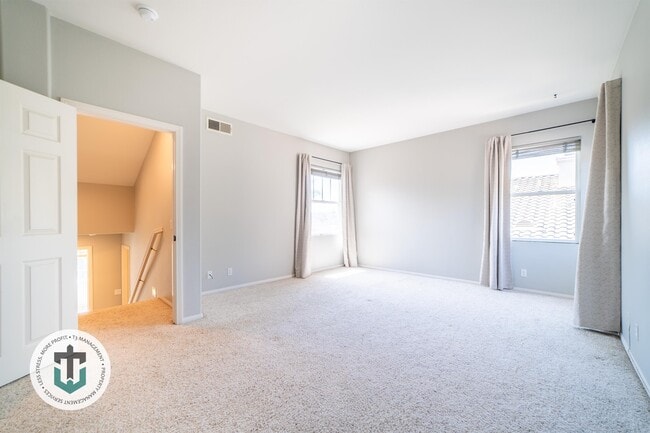 Building Photo - 15804 Caminito Cantaras