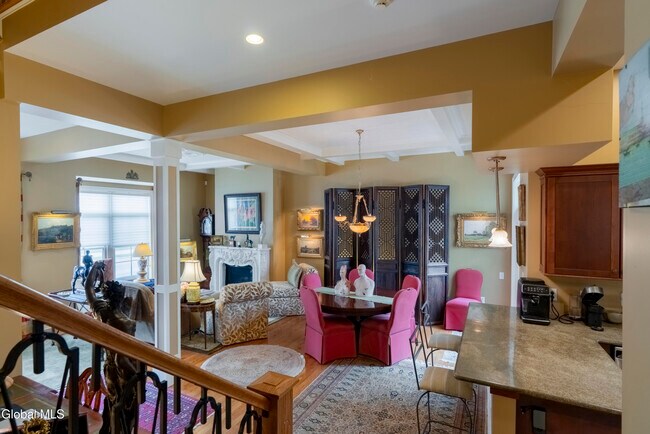 Building Photo - 164 High Rock Ave