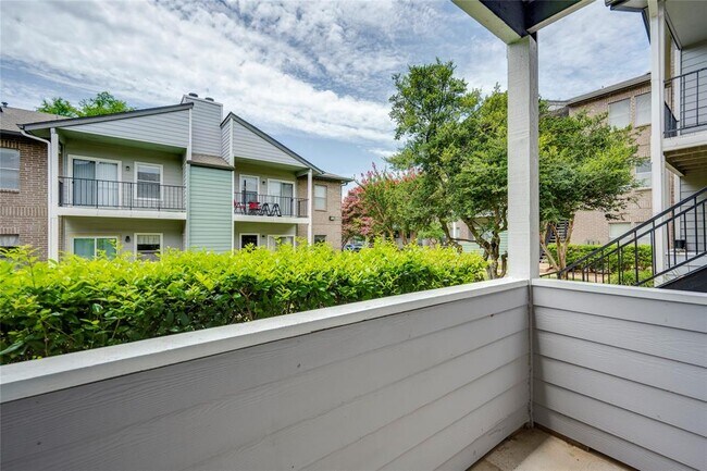 Building Photo - 12166 Metric Blvd