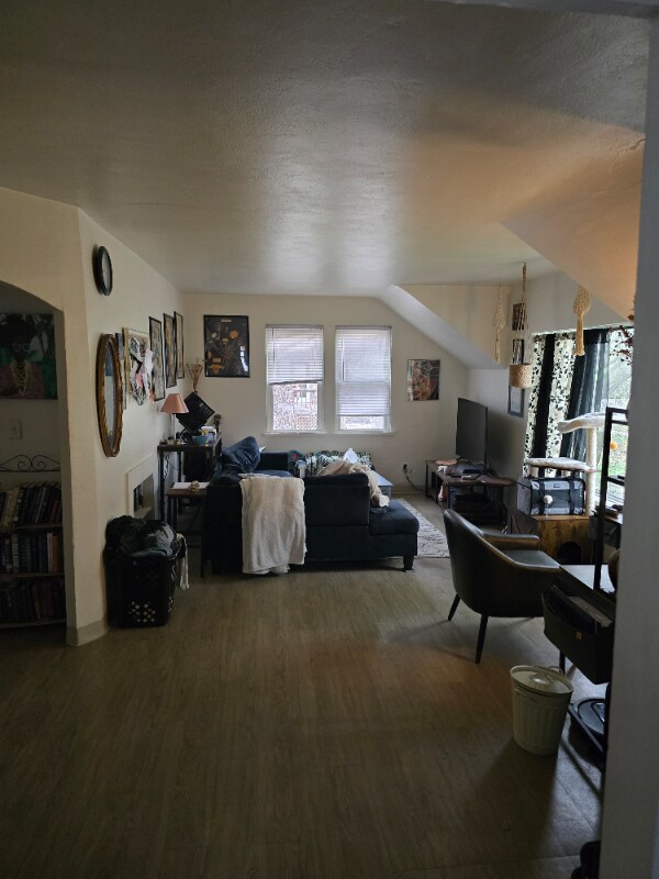 Building Photo - 1218 Highland Ave