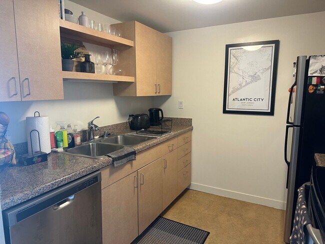 Building Photo - 1 Bedroom on the 16th Floor at Acqua Vista...
