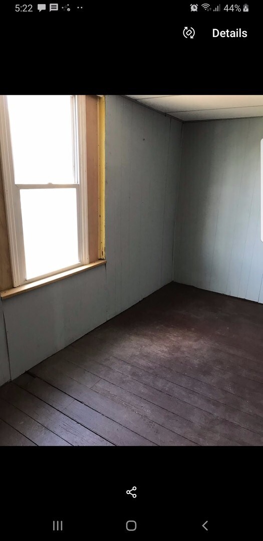 Building Photo - 3 bedroom 1 bath