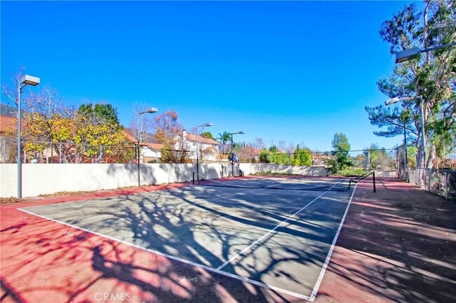 Building Photo - 10818 Hillside Rd