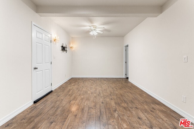 Building Photo - 9200 Wystone Ave