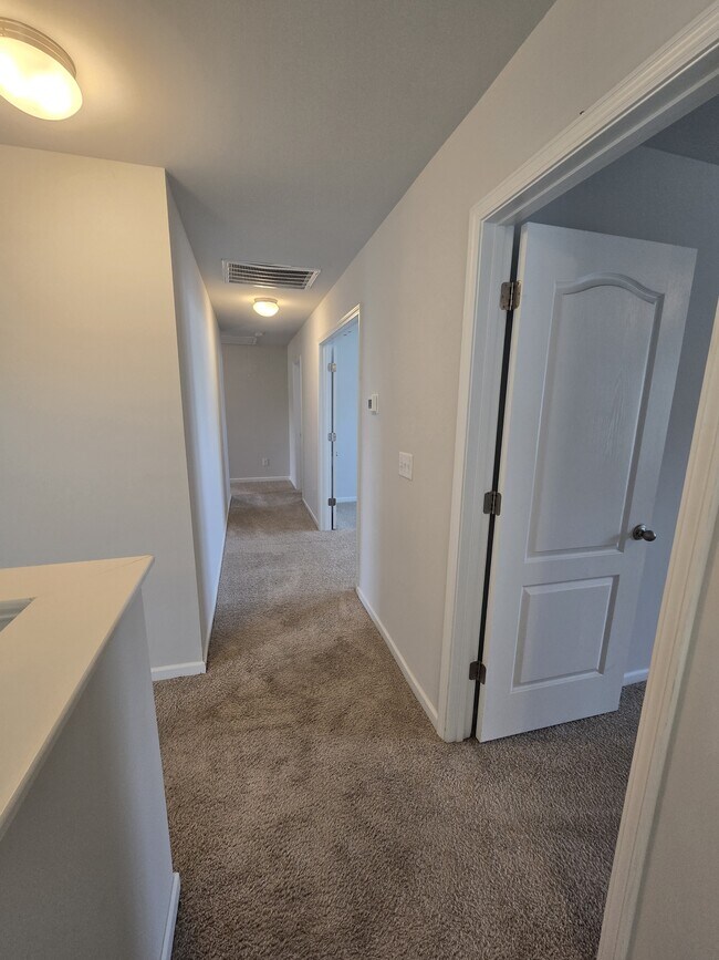 Building Photo - 129 Maple Tree Ln