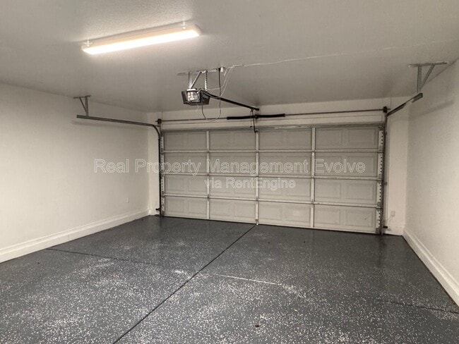 Building Photo - 22297 N 76th Dr