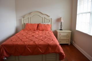 Building Photo - 5021 Vine Cliff Way W