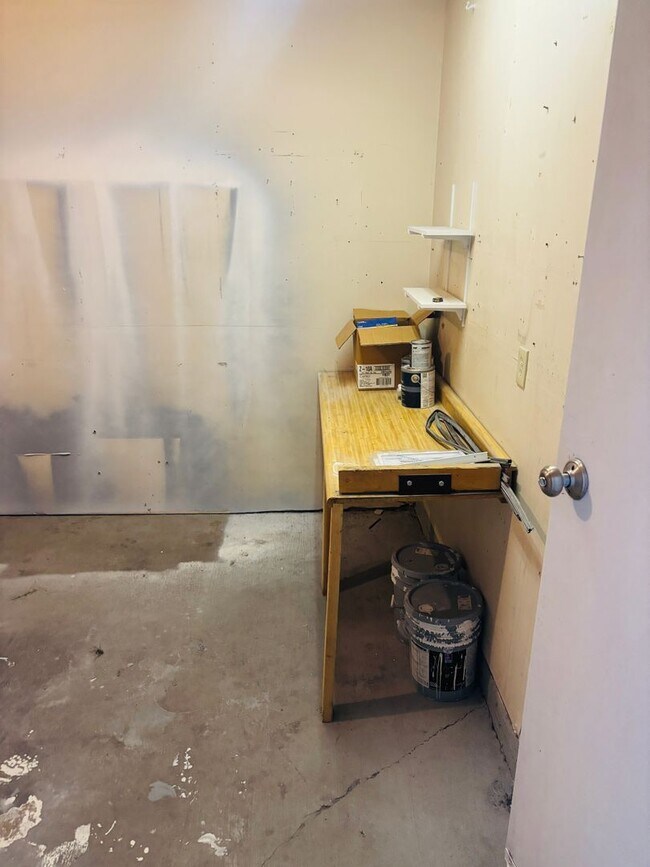 Building Photo - Renovated 3BR condo w/ garage & private yard **MOVE IN SPECIAL - See details below**