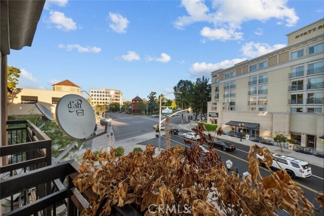 Building Photo - 24505 Town Center Dr