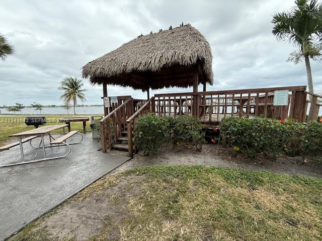 Building Photo - 760 Executive Center Dr