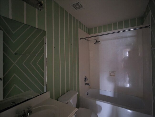 Building Photo - 15515 Bartlett Pear Ct